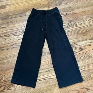 Lululemon Scuba Mid-Rise Wide-Leg Pant